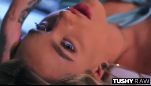 Video bokep Terbaru Bocil 2025 Ceweknya Pintar Goyang